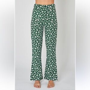 Rollas Women’s Elderflower Bootcut Pant - Pine Size Small